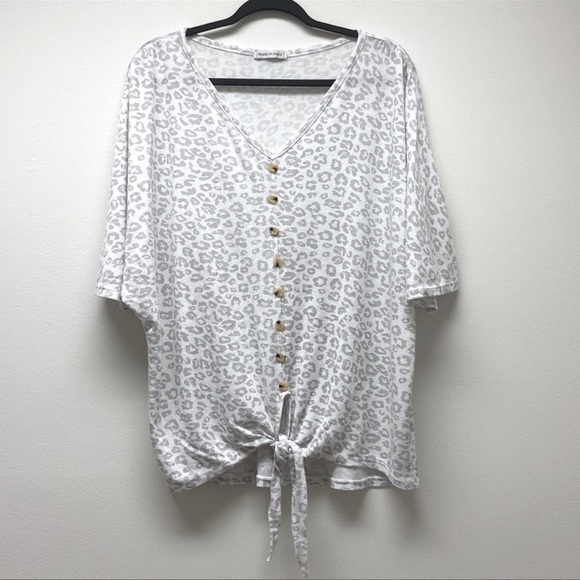 Made in Italy | Animal Print Blouse Dolman Sleeve Tie Waist White/Gray X… - Picture 2 of 14